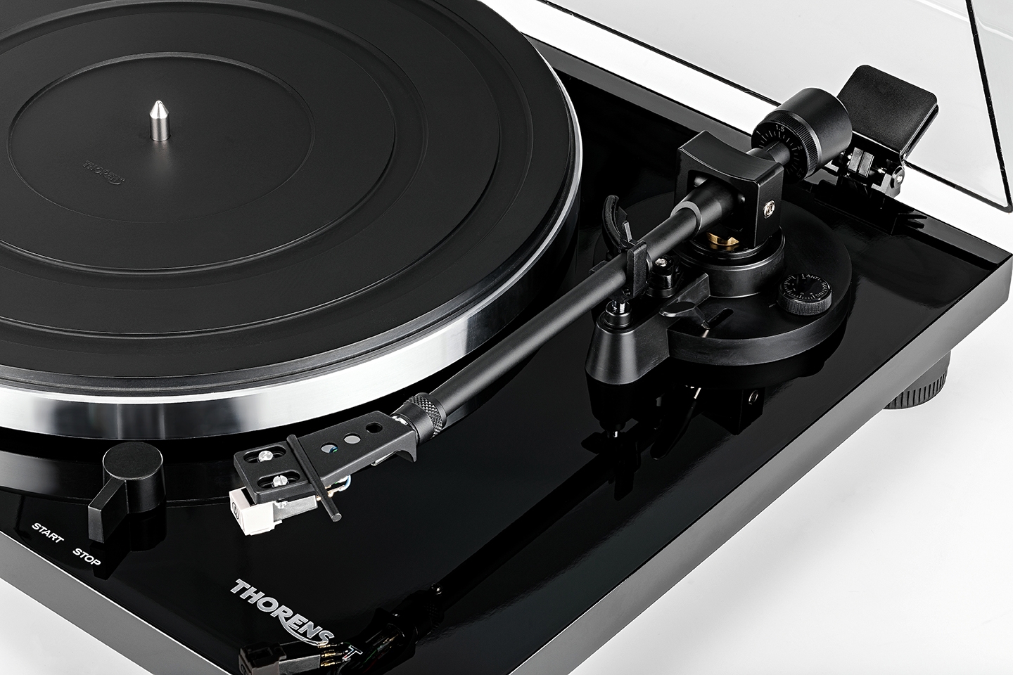 Thorens TD 201 Black High Gloss