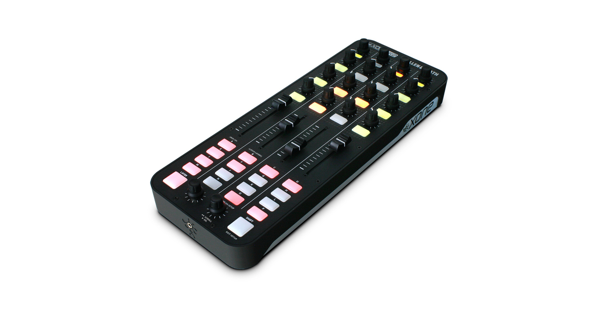 DJ Controllers - Allen & Heath Xone K2