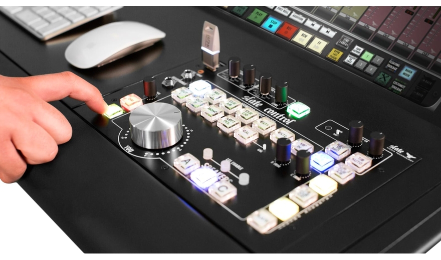 Slate Media Technology Slate Control Black