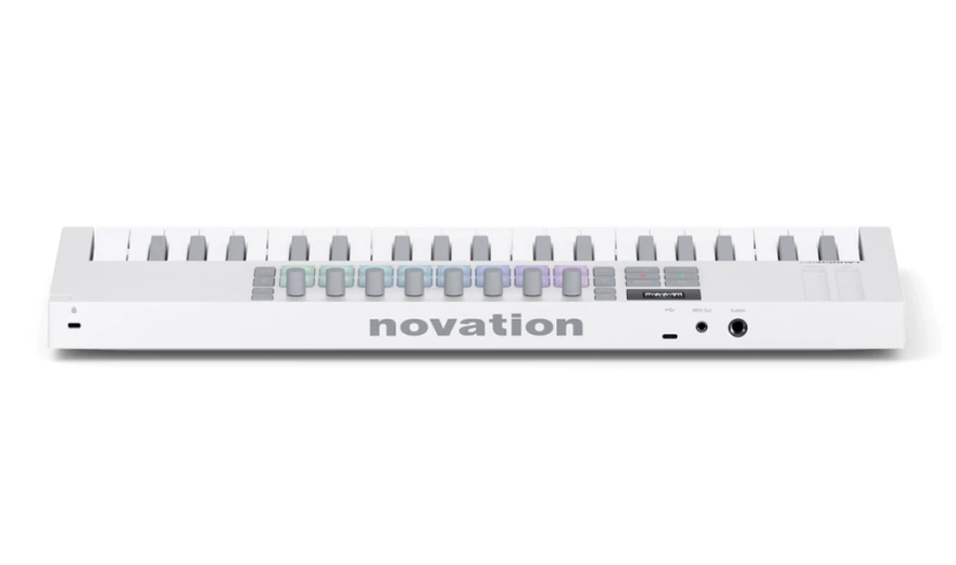 32 Keys - Novation Launchkey Mini 37 MK4 White